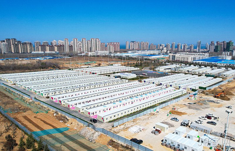 替换词，为中国疫情防控保驾护航